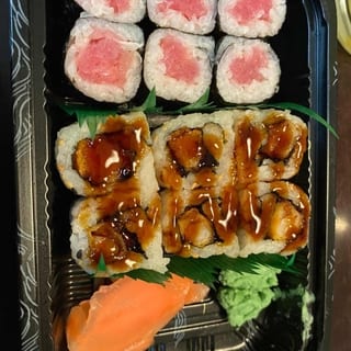 Spicy Shrimp Tempura Roll