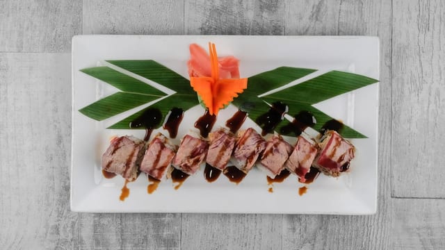 Oishii Roll.