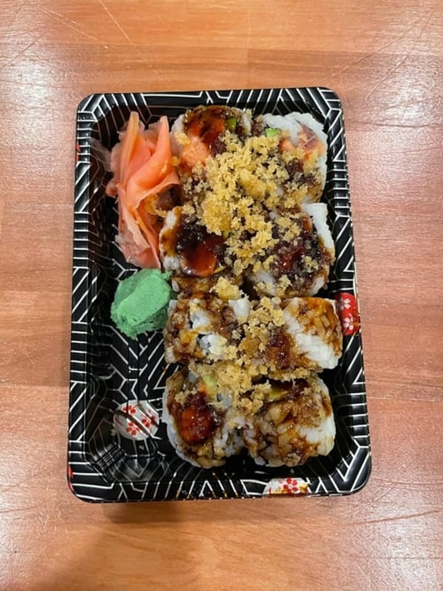 Crunchy Tuna Roll.
