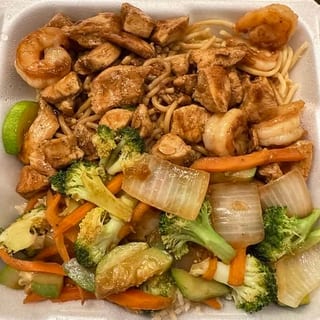 Chicken & Shrimp Fied Rice